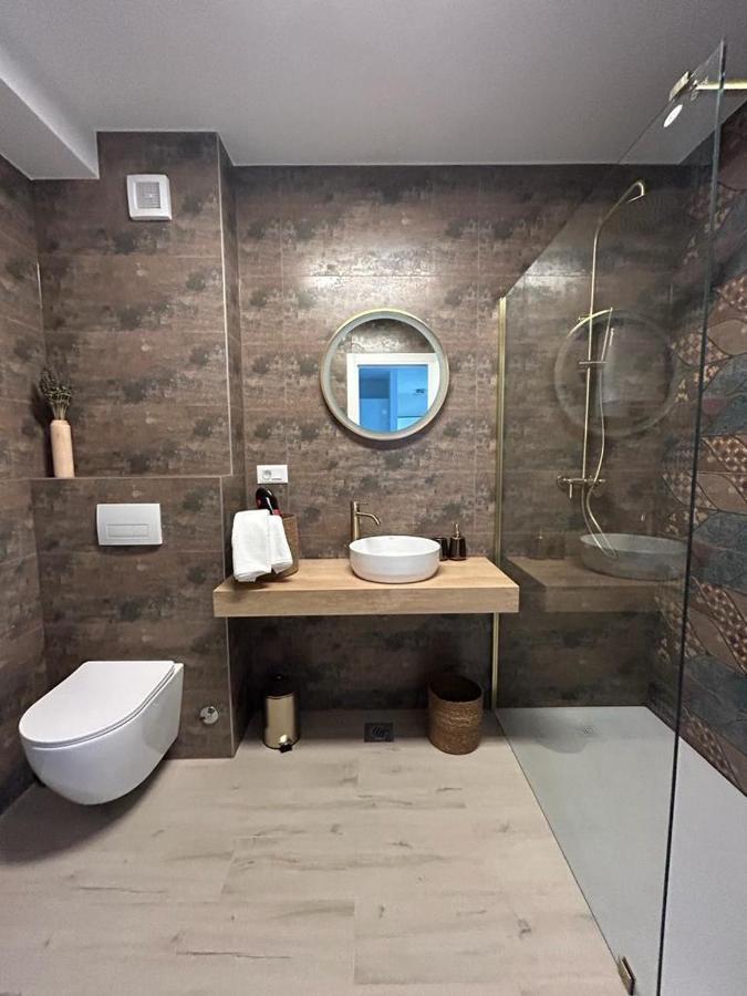 Apartments L-A-M Подстрана Екстериор снимка