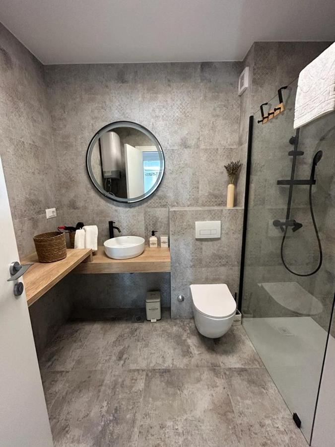 Apartments L-A-M Подстрана Екстериор снимка